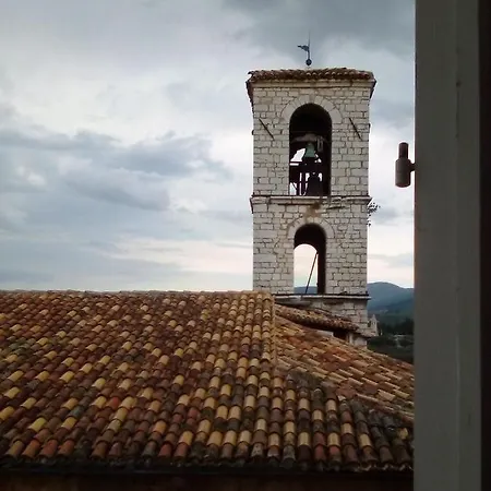 Konukevi Palazzo Valenti - In Palazzo Rinascimentale